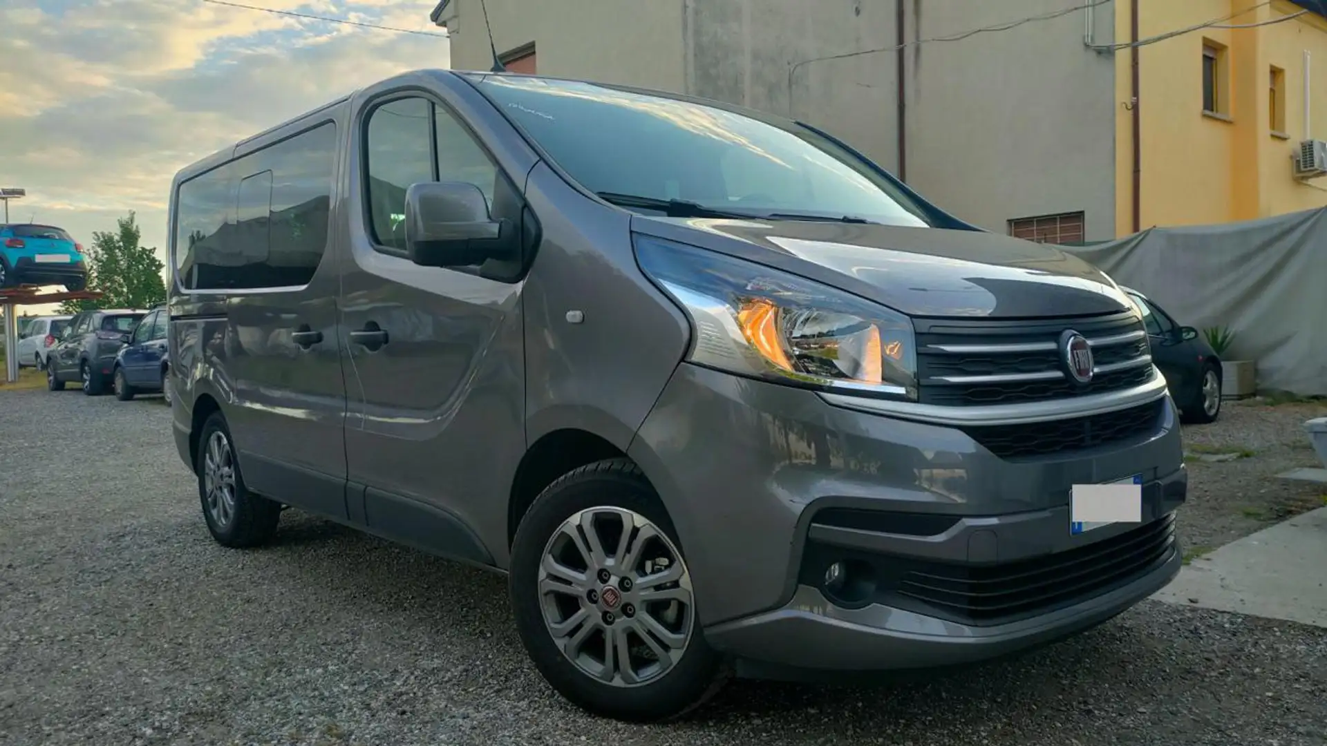 Fiat Talento 2.0 Ecojet 120CV PANORAMA 9 POSTI Gris - 1