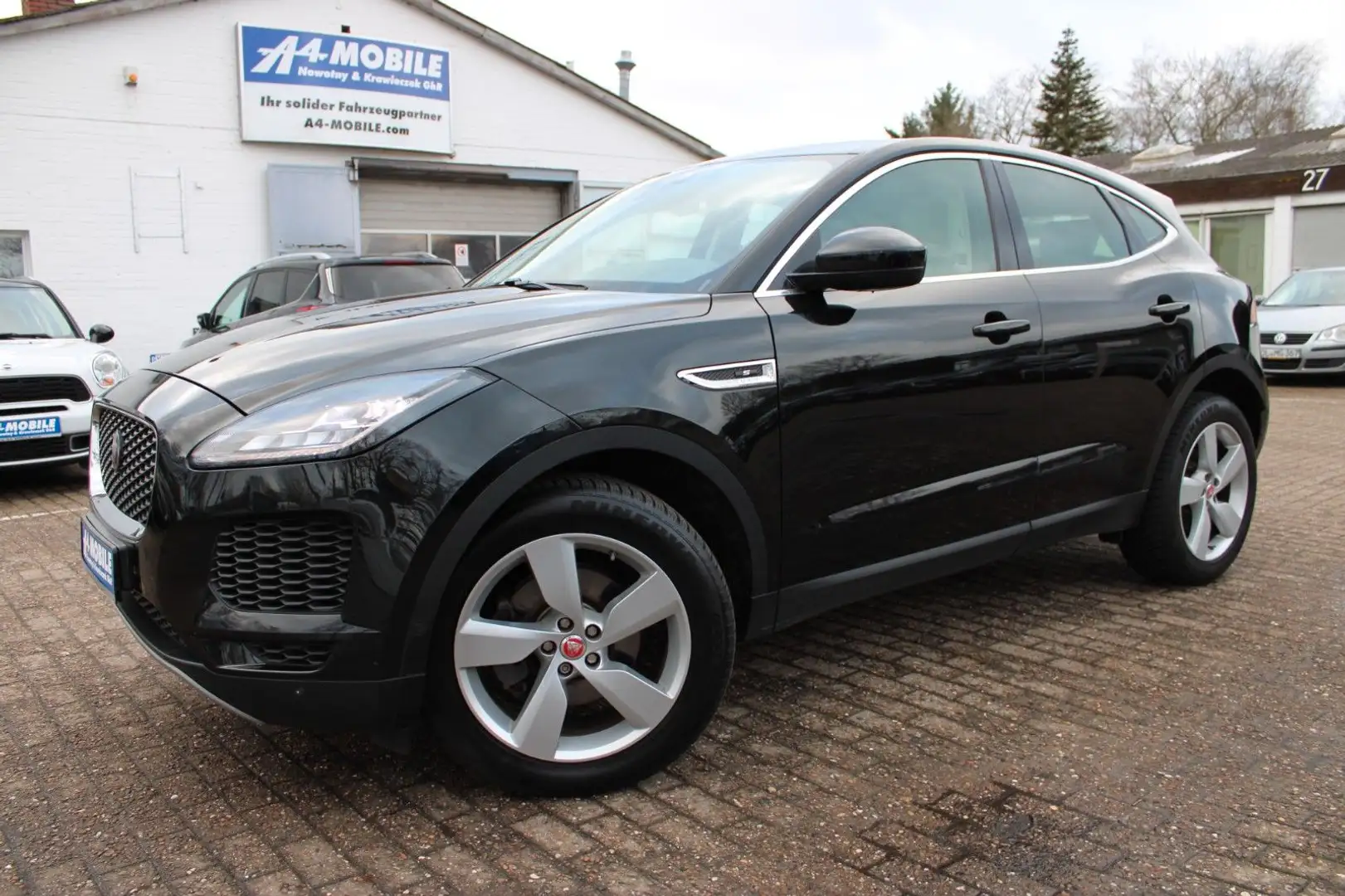 Jaguar E-Pace D180 S 4WD Automatik Leder LED Kamera Schwarz - 1