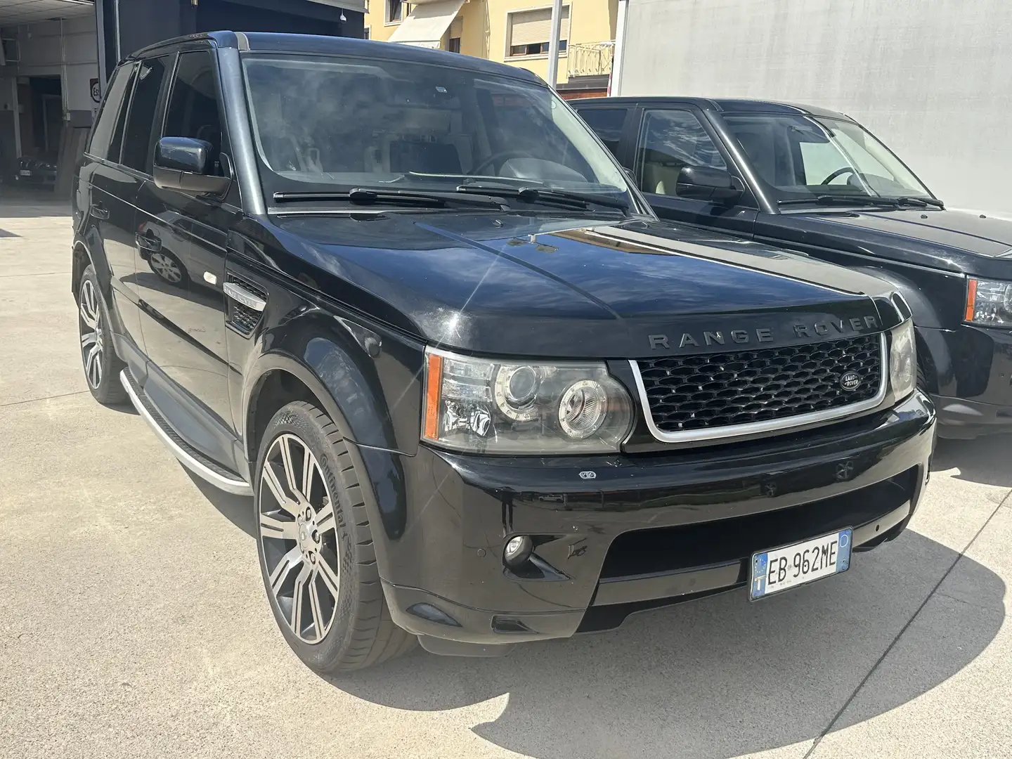 Land Rover Range Rover Sport 3.0 tdV6 AUTOBIOGRAPHY auto 245CV! Černá - 1
