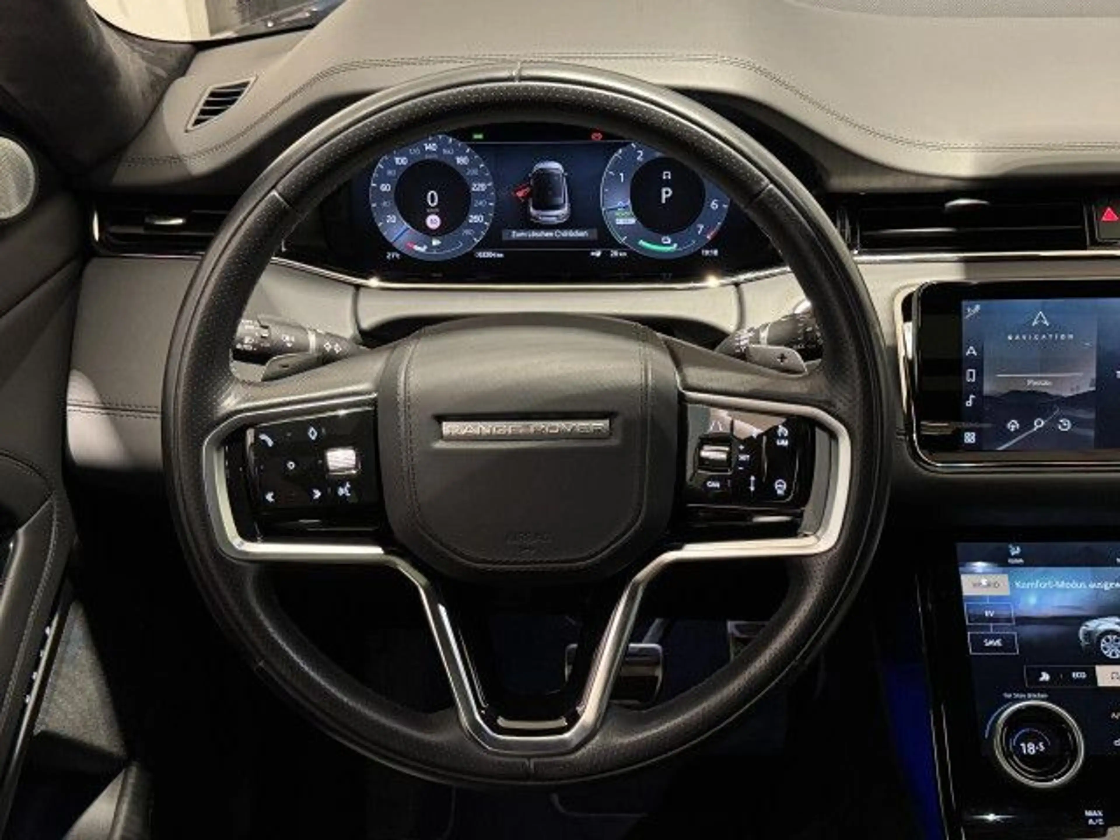 Land Rover Range Rover Evoque P300e Autobio BlackPack AHK 20" — photo 12