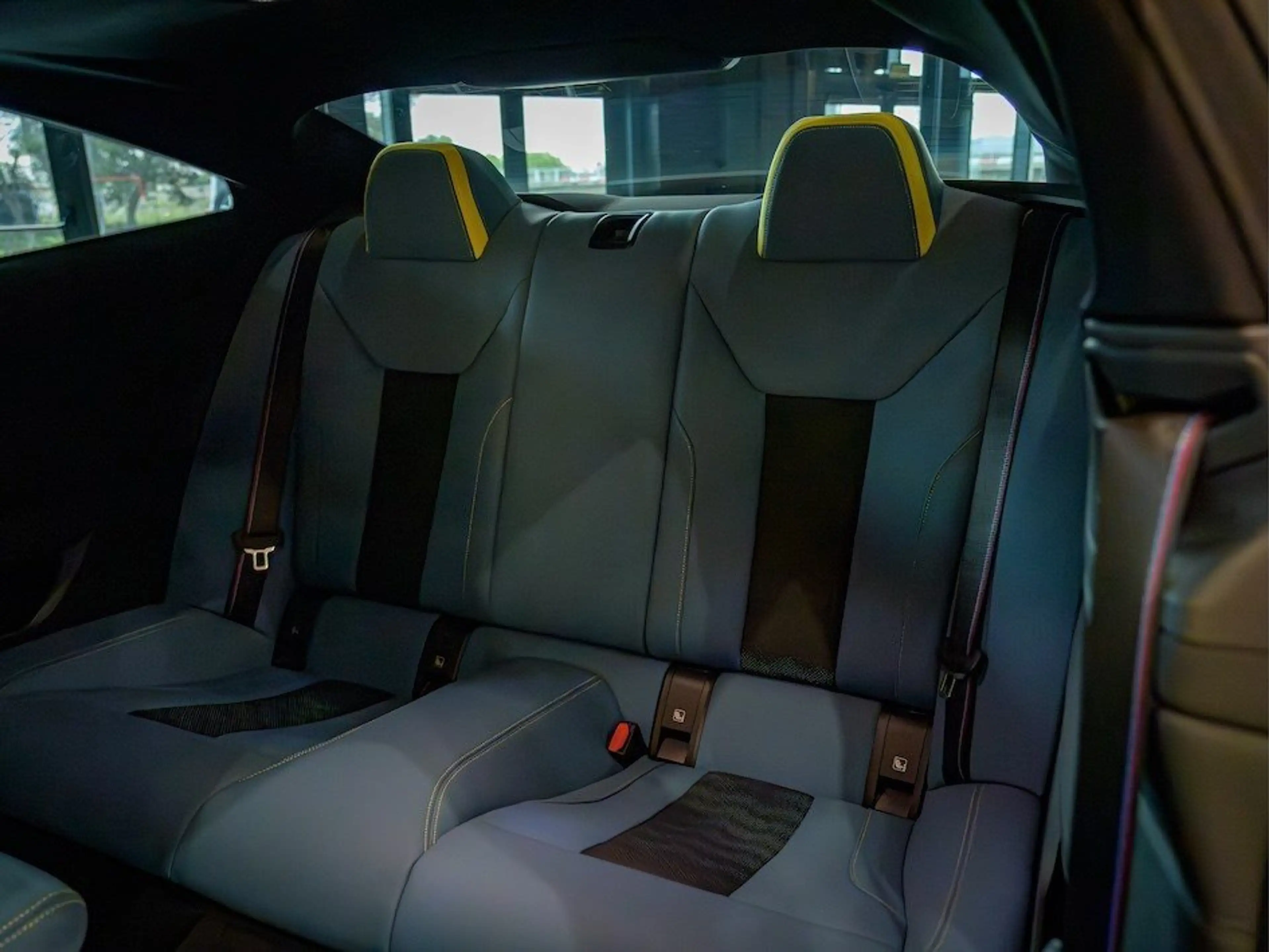 BMW M4 Competition xDrive Innovation, M Compound-Bremse — photo 15