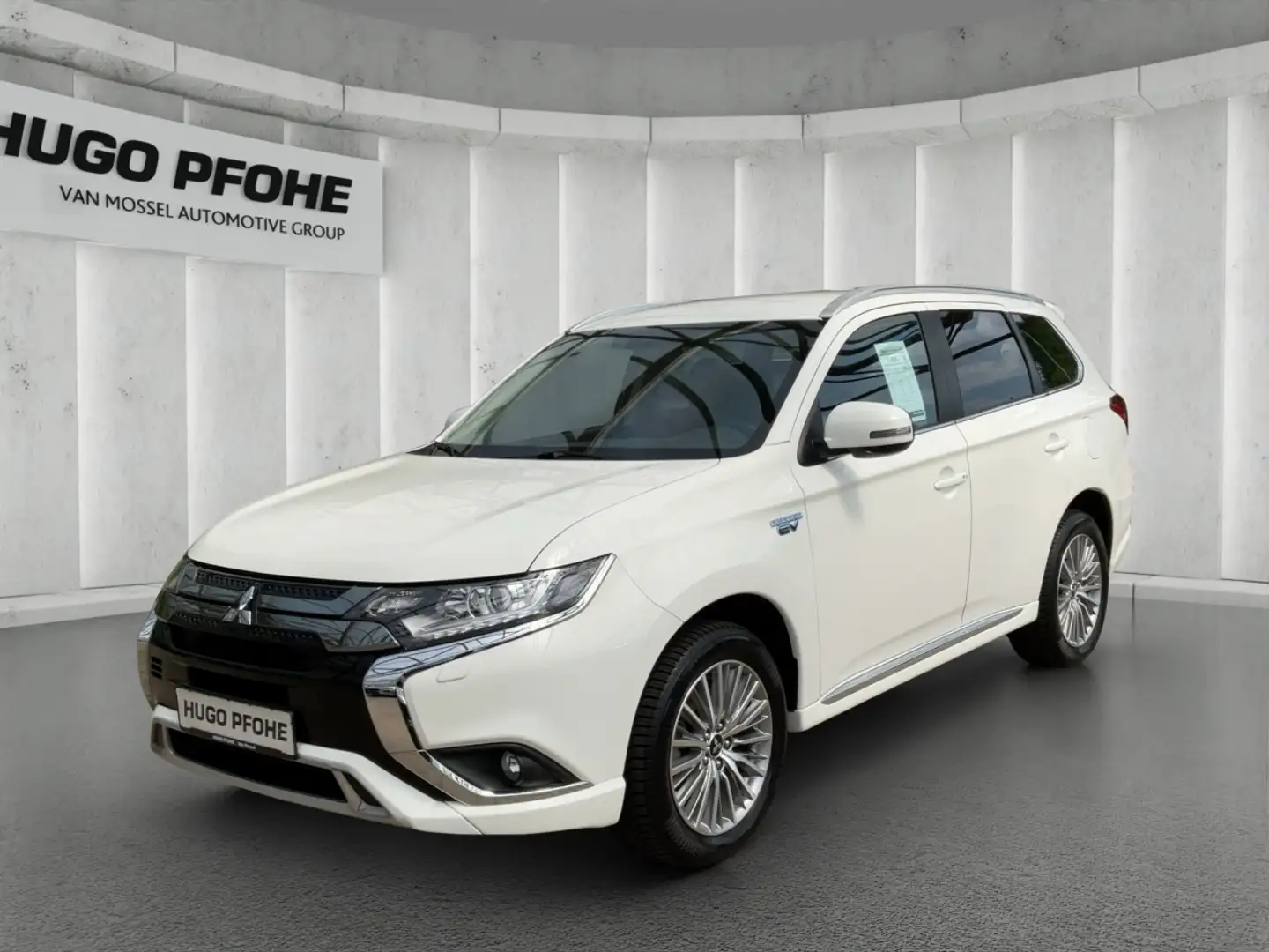 Mitsubishi Outlander 2.4 PHEV 4WD Beyaz - 1