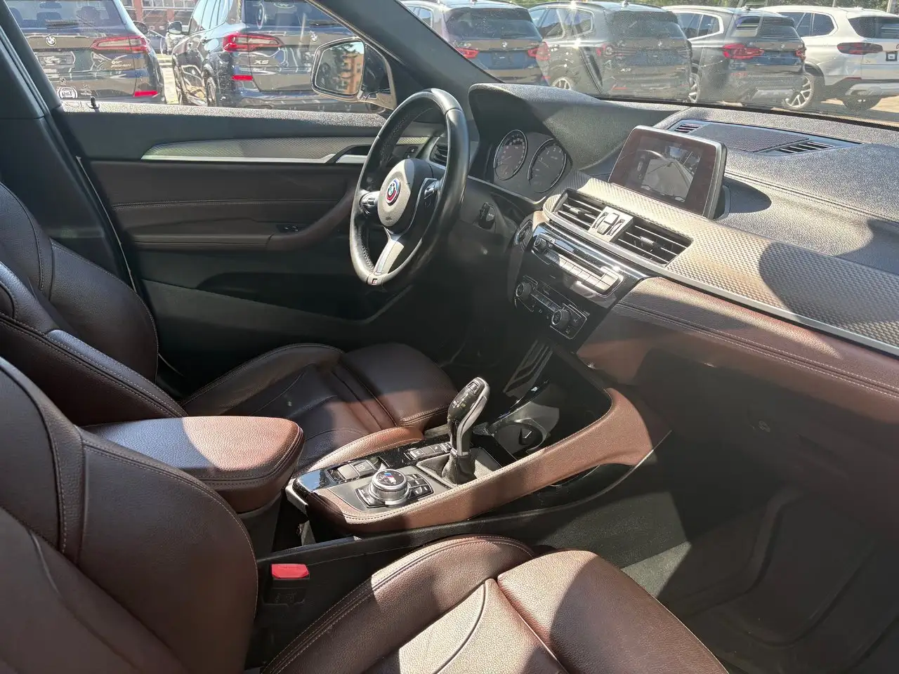 BMW X2 fotografie BMW X2