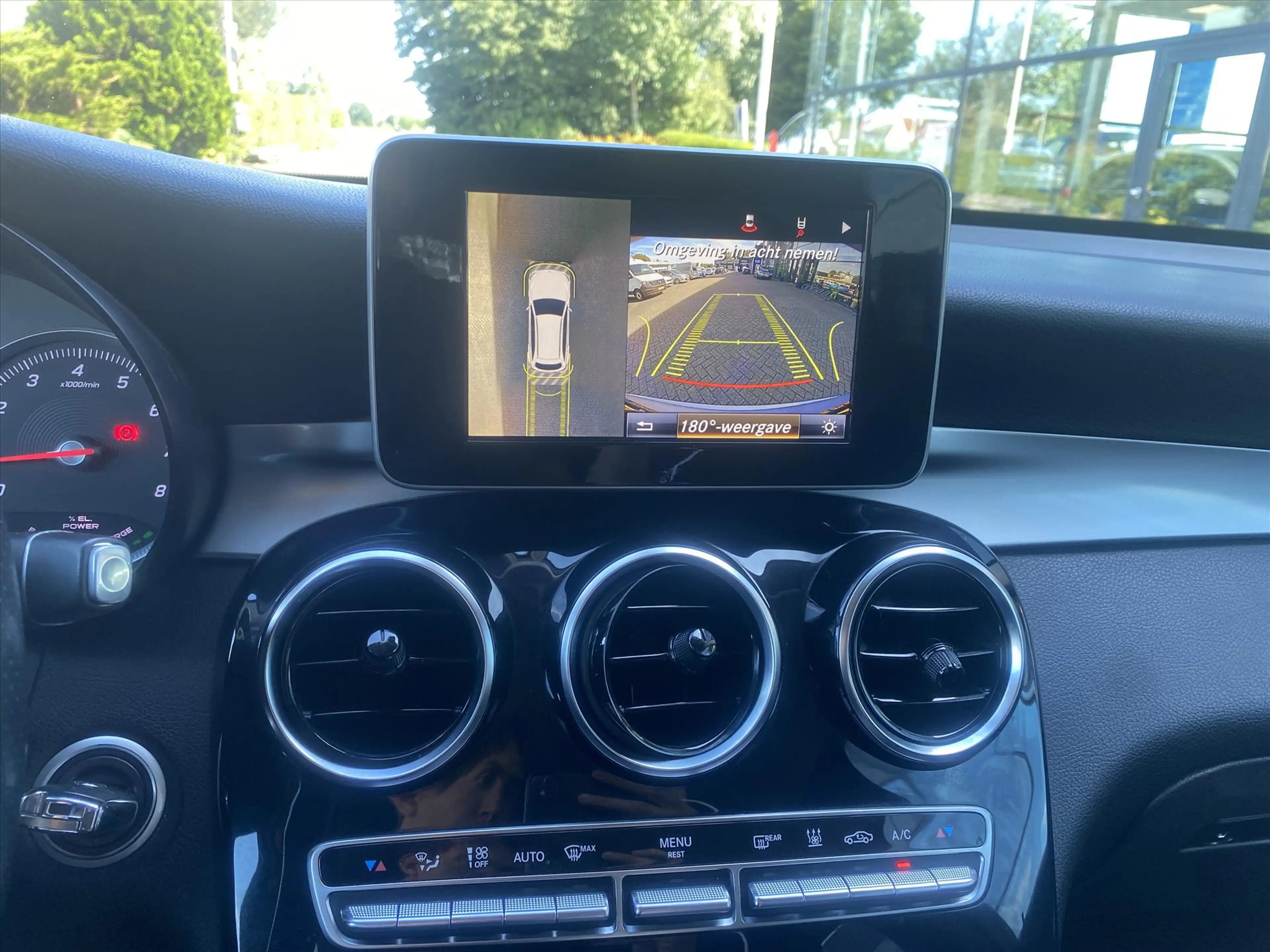 Mercedes-Benz GLC 350 e Plug-in Hybrid 320pk 4MATIC 7G-TRONIC PLUS — photo 26