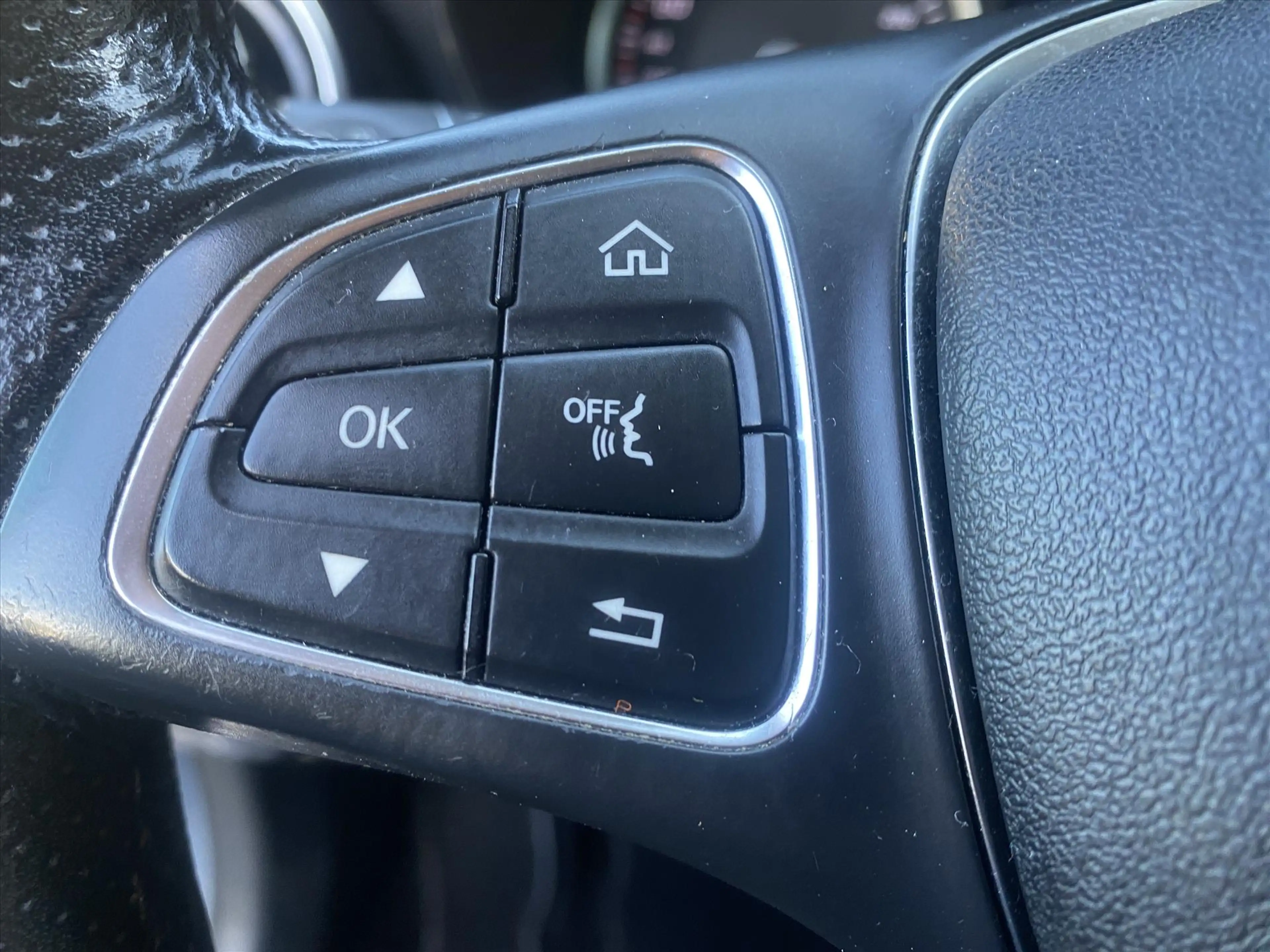 Mercedes-Benz GLC 350 e Plug-in Hybrid 320pk 4MATIC 7G-TRONIC PLUS — photo 20