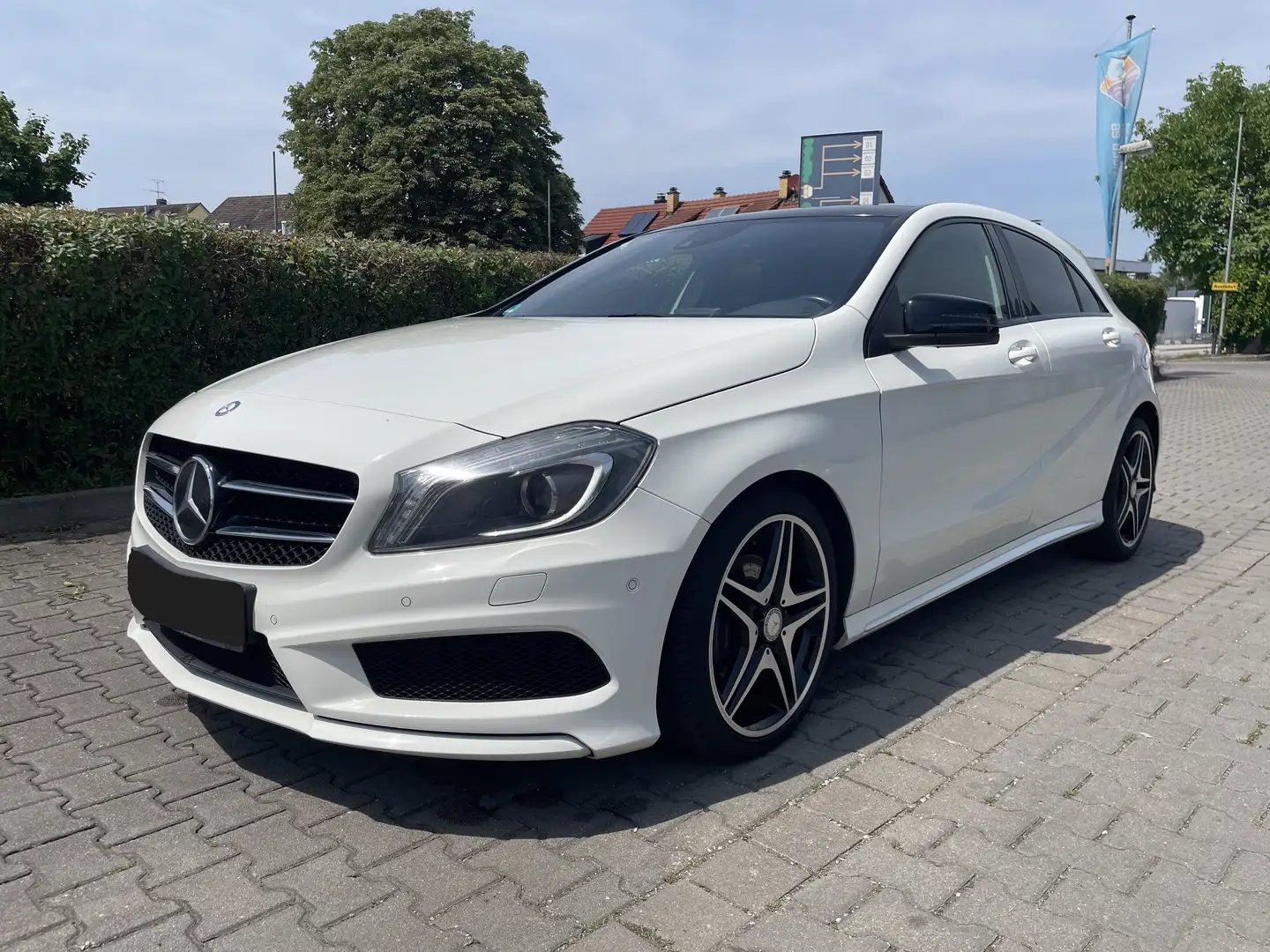 Mercedes-Benz A 200 A 200 CDI (BlueEFFICIENCY) AMG Sport Білий - 1