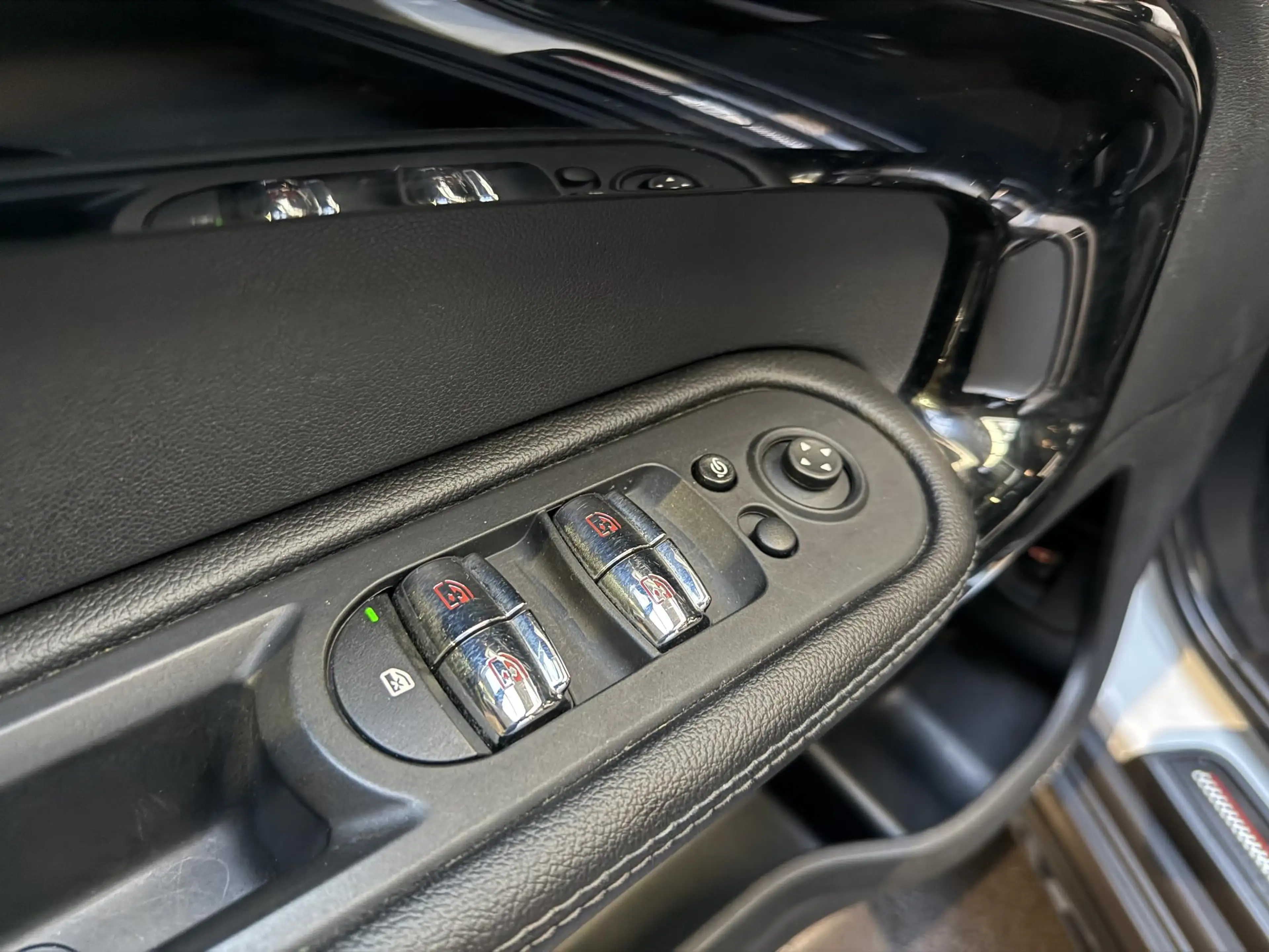 MINI John Cooper Works Countryman Mini 2.0 ALL4 Chili Full Options pano — photo 16
