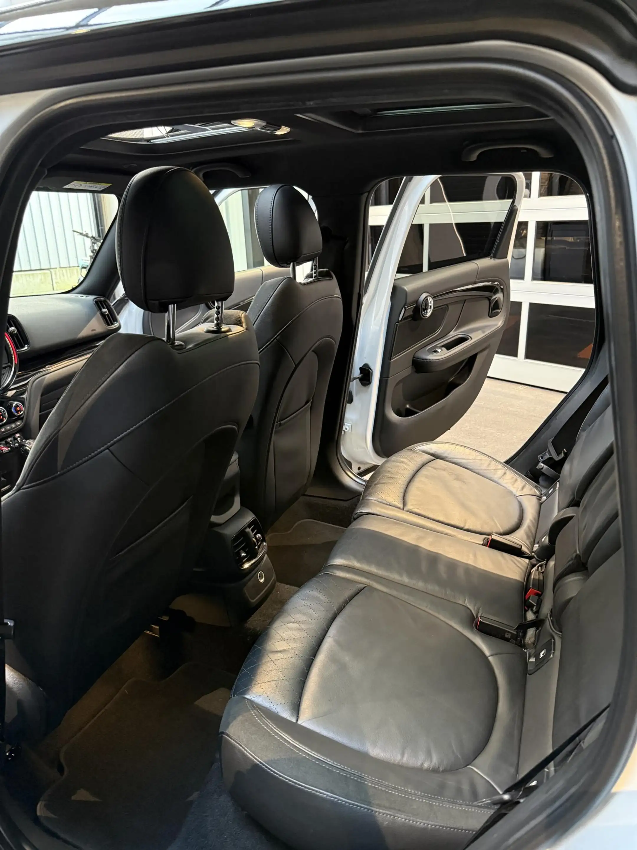 MINI John Cooper Works Countryman Mini 2.0 ALL4 Chili Full Options pano — photo 11