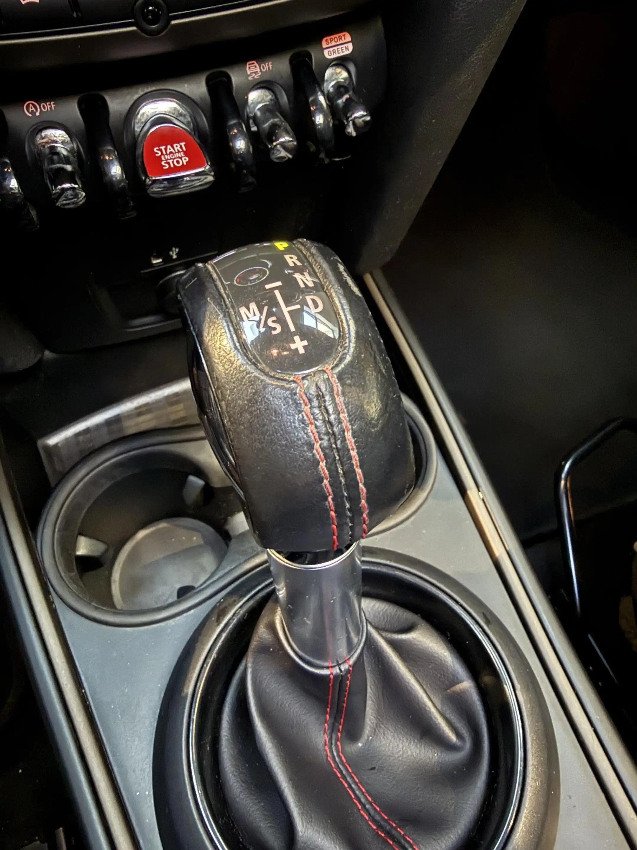 MINI John Cooper Works Countryman Mini 2.0 ALL4 Chili Full Options pano — photo 17