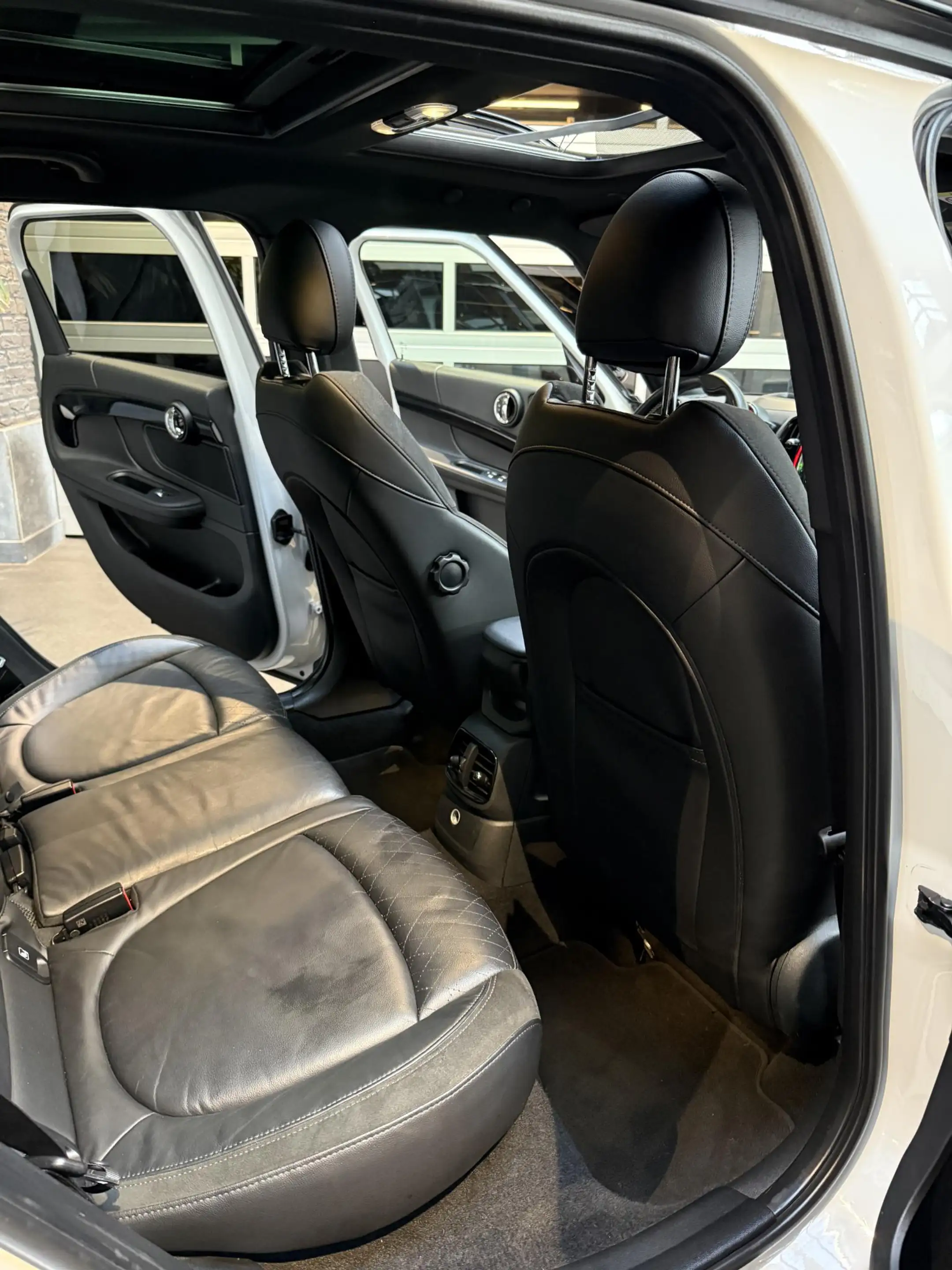 MINI John Cooper Works Countryman Mini 2.0 ALL4 Chili Full Options pano — photo 10