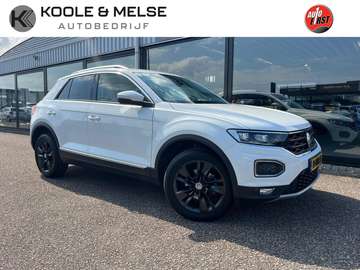 1.5 TSI 150pk T-Roc Sport | DSG | Trekhaak | LED