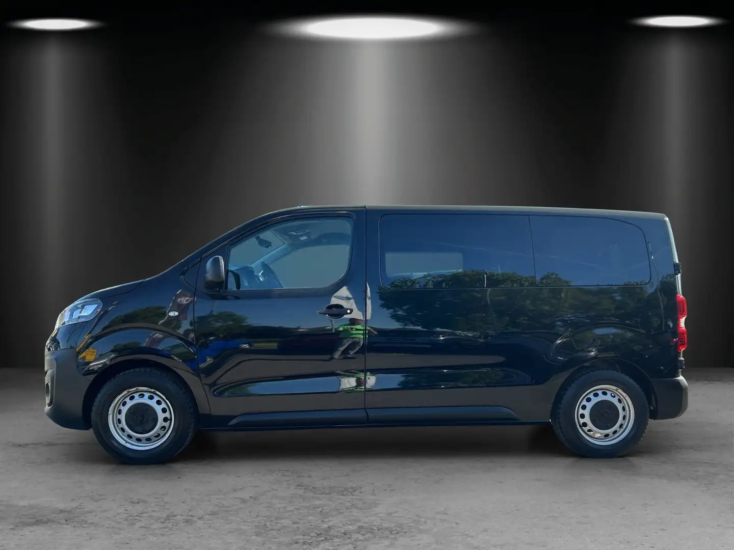 Opel Vivaro Combi Schwarz - 2