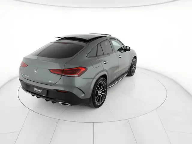 Mercedes-Benz Gle view 3