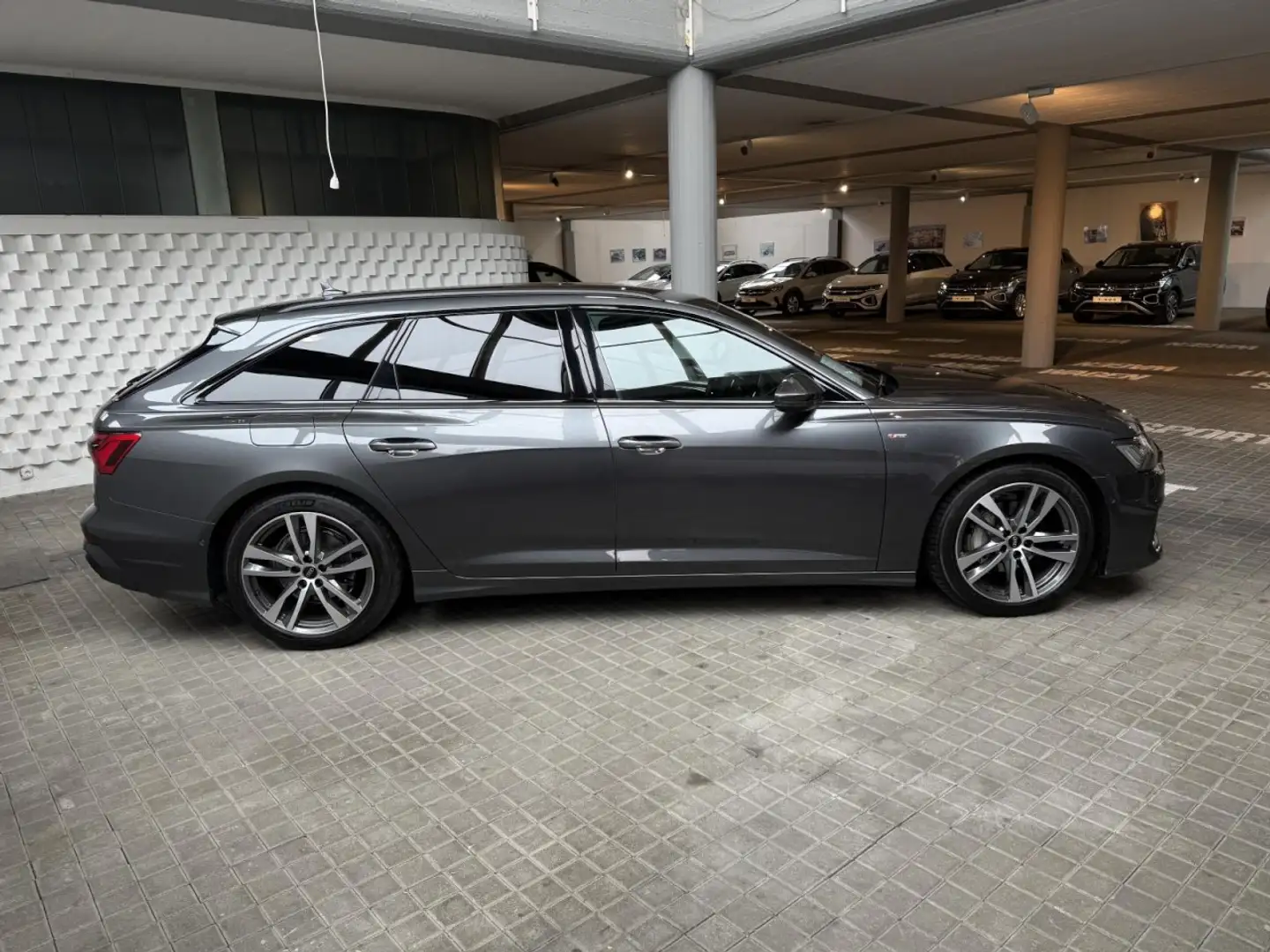 Audi A6 Avant 40 TDI quattro S-Line sport Klima Navi Grau - 2