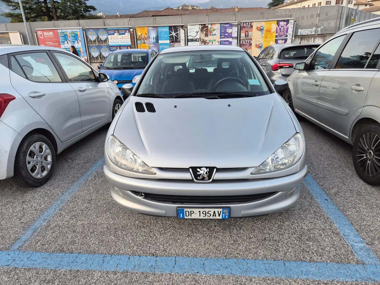 Peugeot 206
