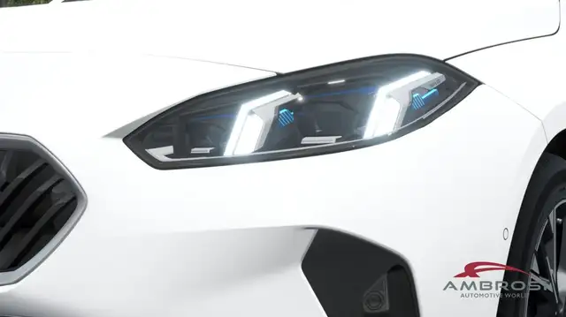 BMW 1 Series view 6