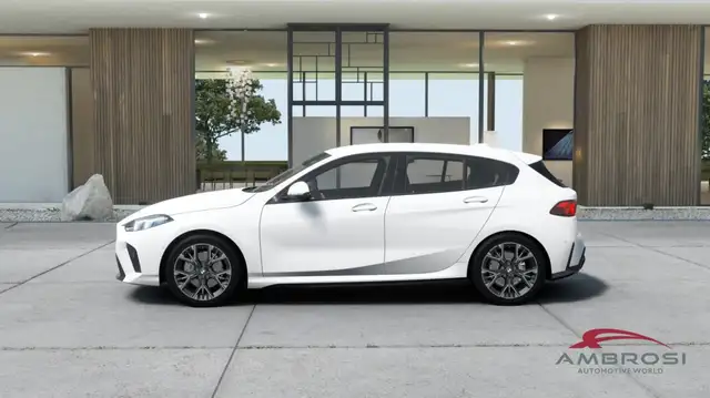 BMW 1 Series view 3