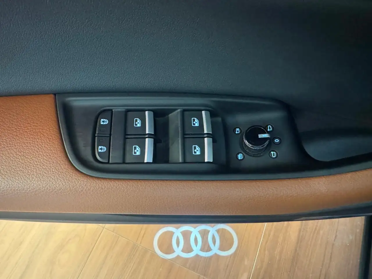 Audi Q8 снимка Audi Q8