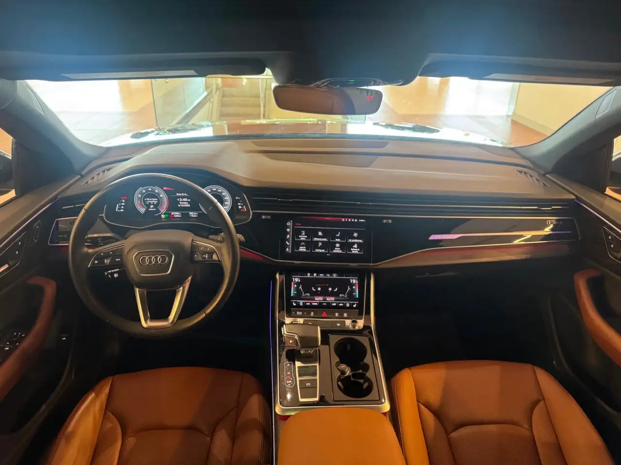 Audi Q8 снимка Audi Q8