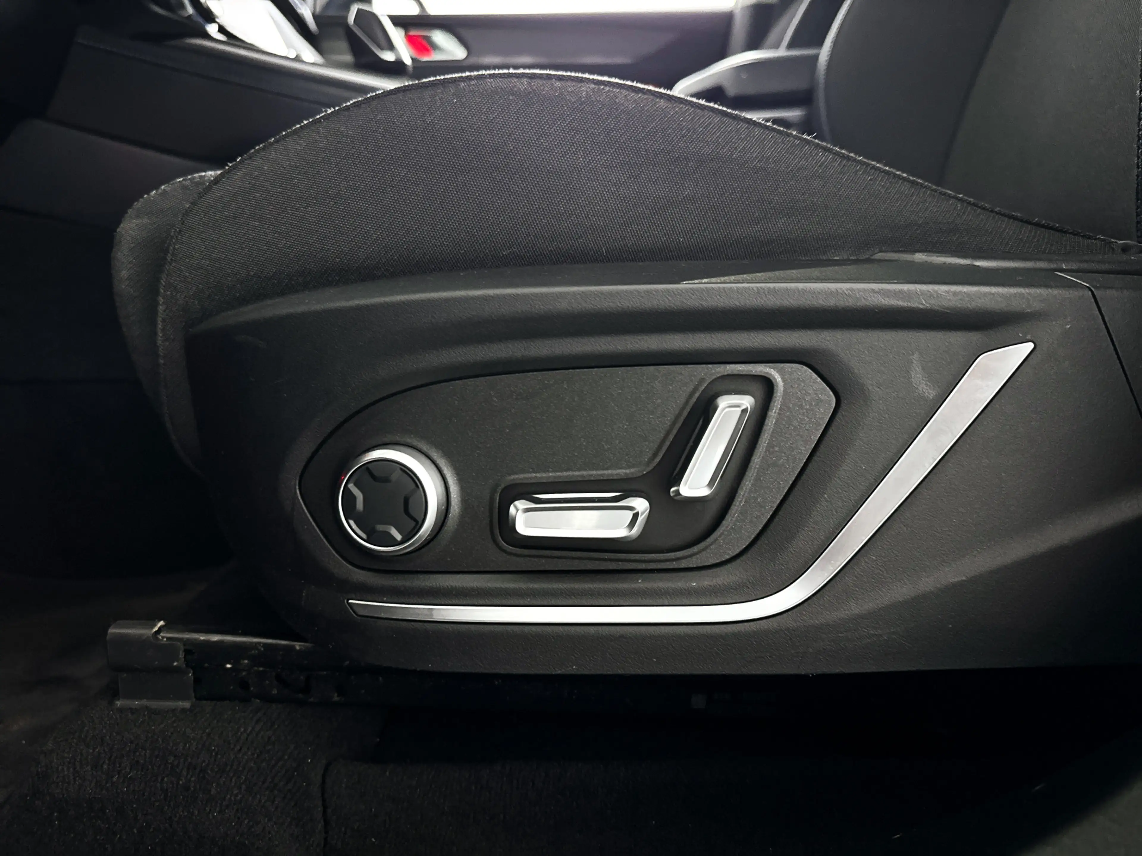 Lynk & Co 01 1.5 | Panoramadak | Parkeercamera | Stoelverwarmin — photo 7