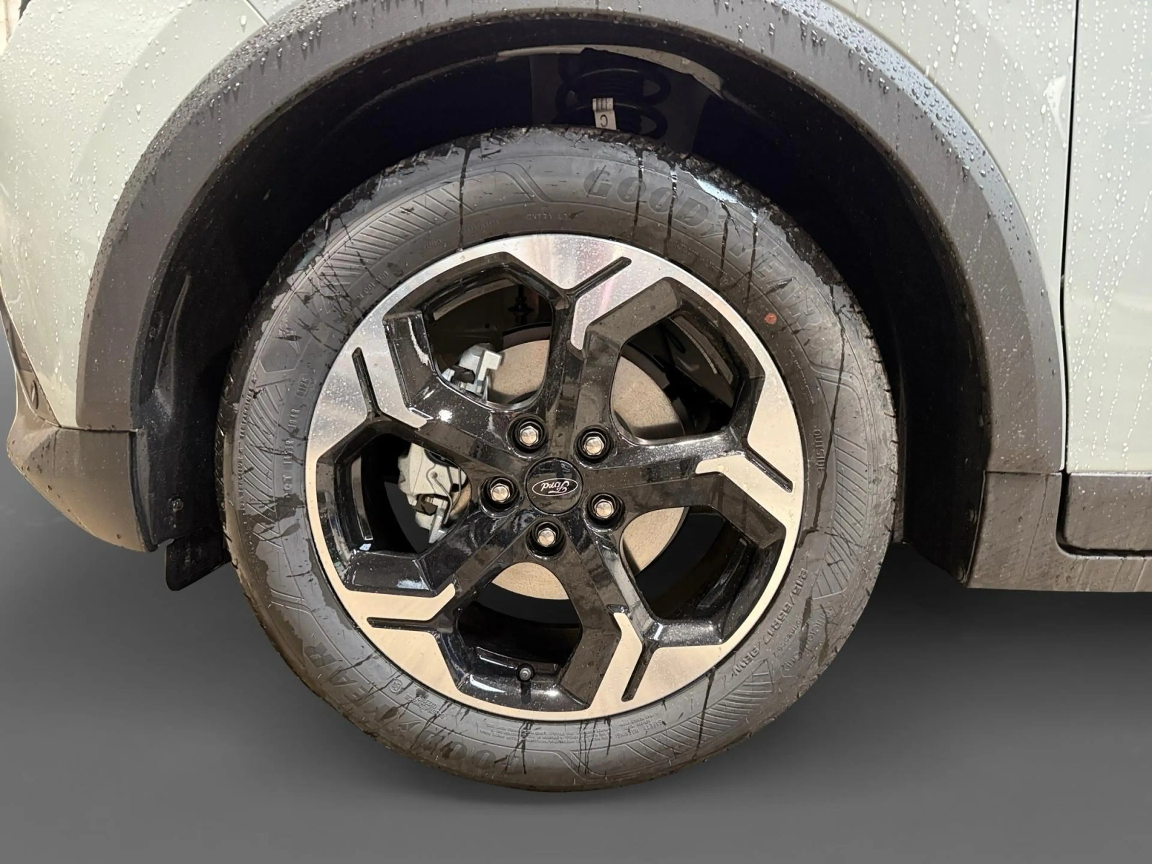 Ford Transit Courier ACTIVE — photo 14