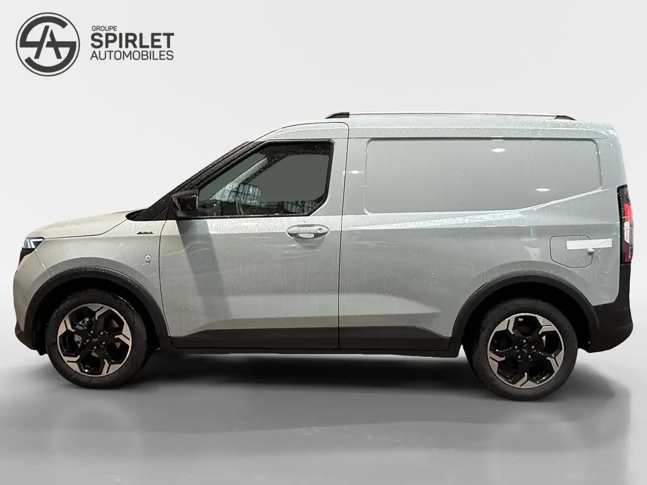 Ford Transit Courier 2026