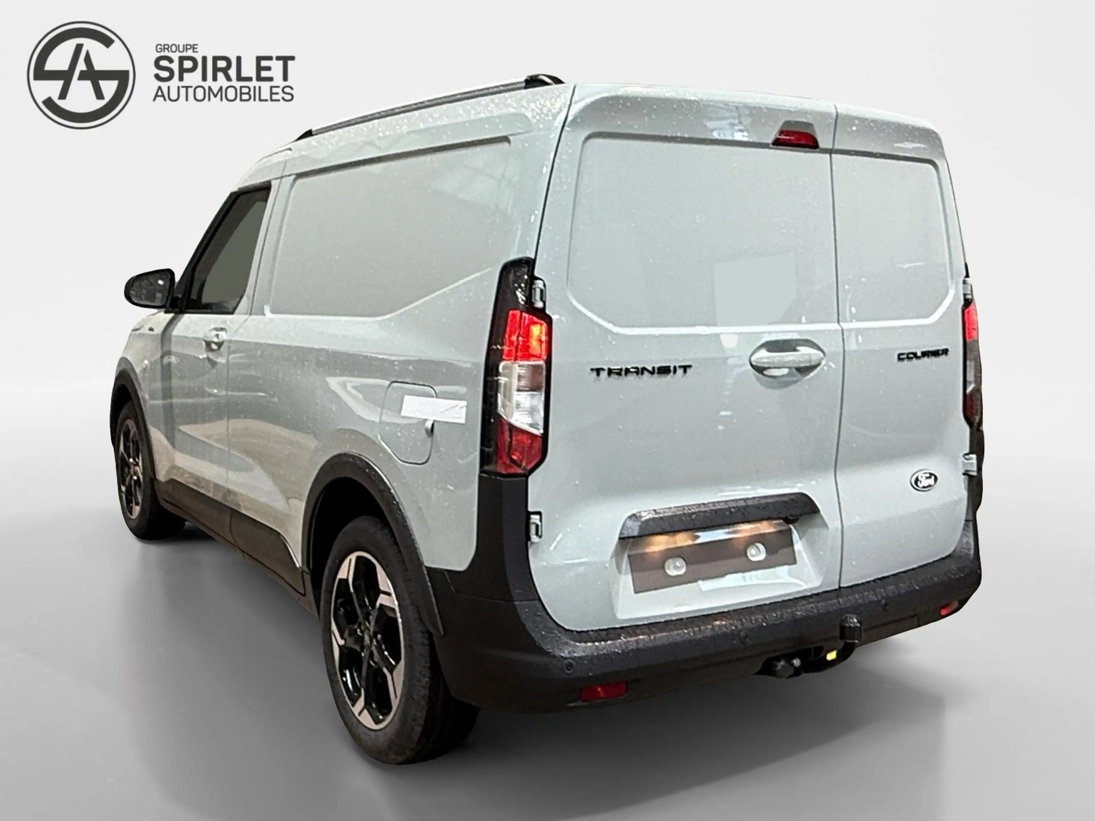 Ford Transit Courier ACTIVE — photo 4