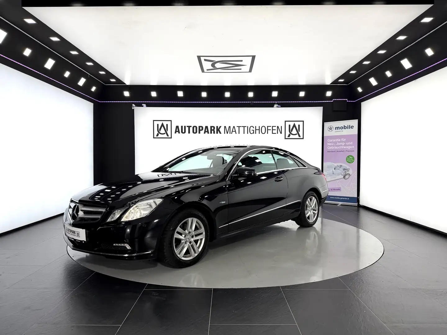 Mercedes-Benz E 220 CDI Coupe Avantgarde *SZH*XENON*PCD* Schwarz - 2