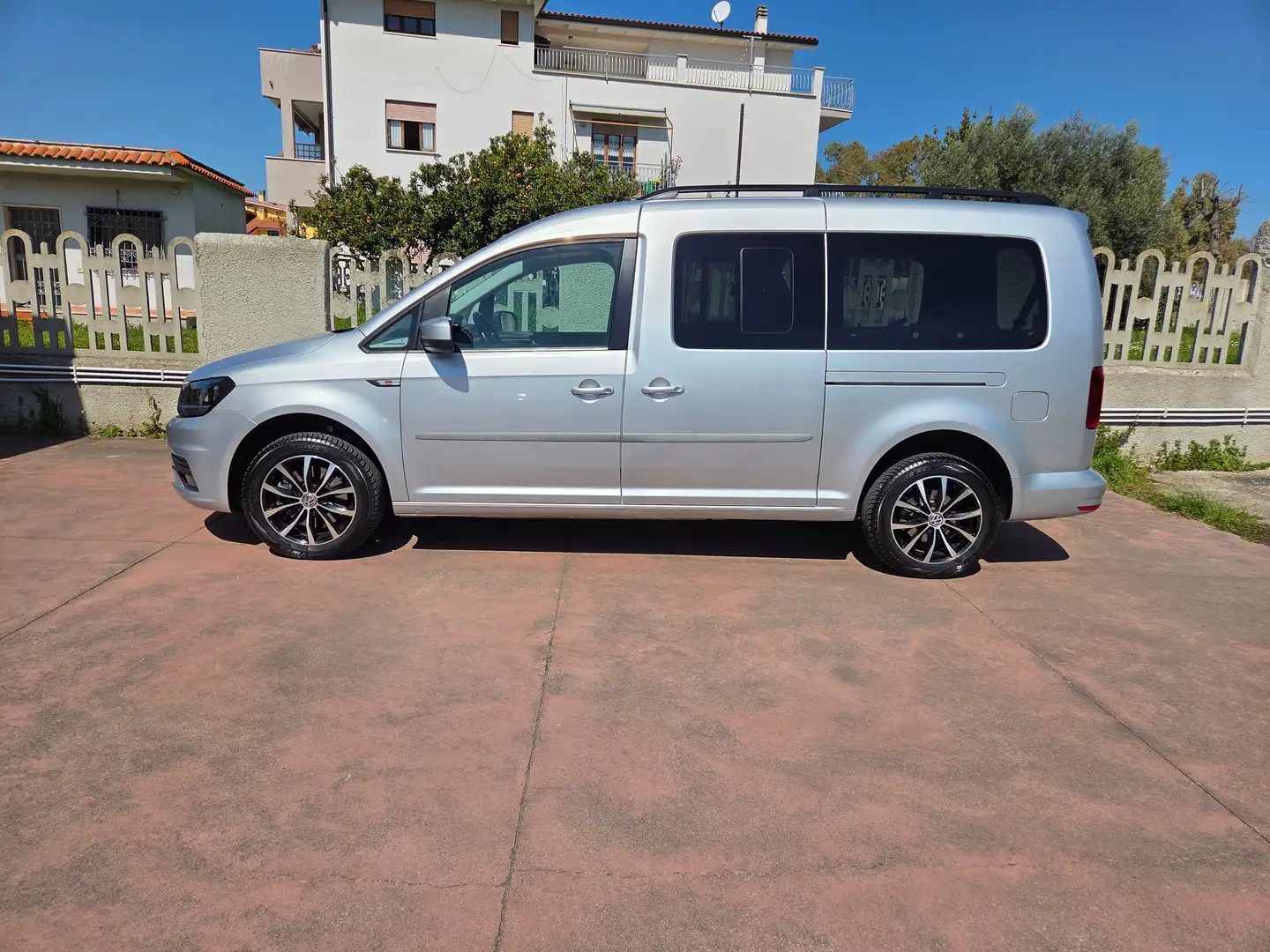 Volkswagen Caddy maxi trendline plus Argento - 2