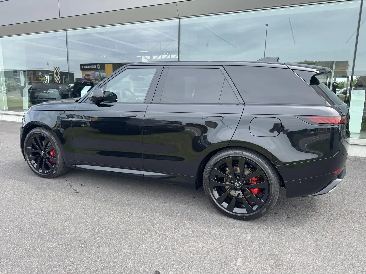 Land Rover Range Rover Sport P460e Dynamic SE AWD Auto. 25M Noir - 1