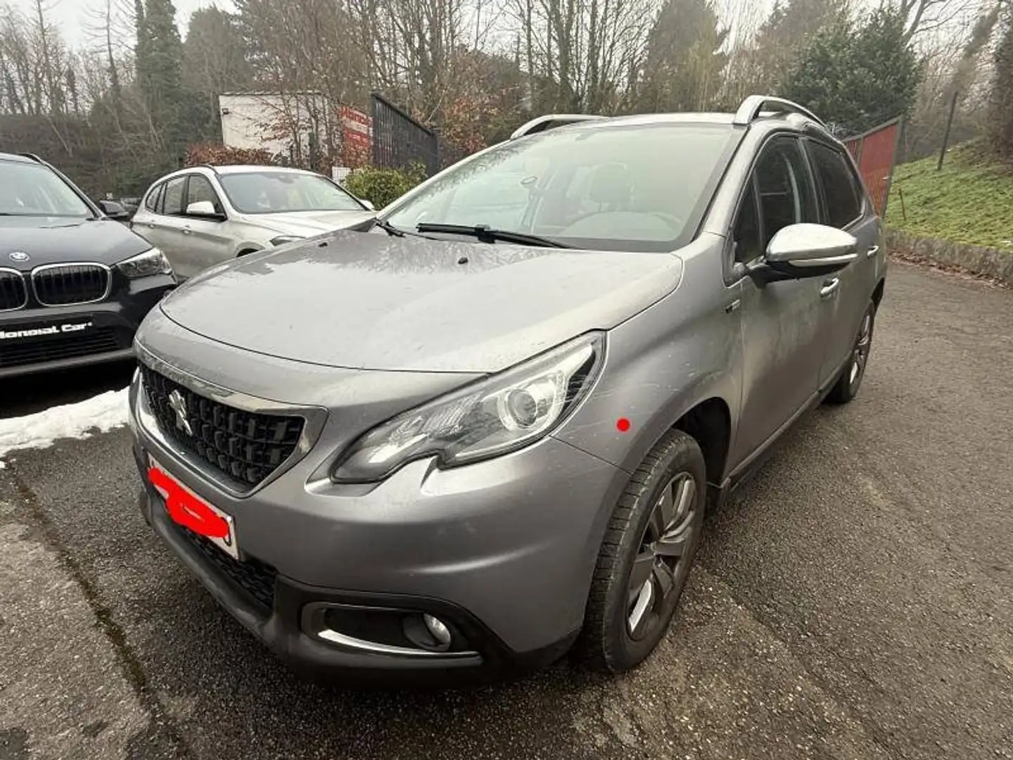 Peugeot 2008 2008 1.2i PureTech *Marchand ou export* Gris - 1