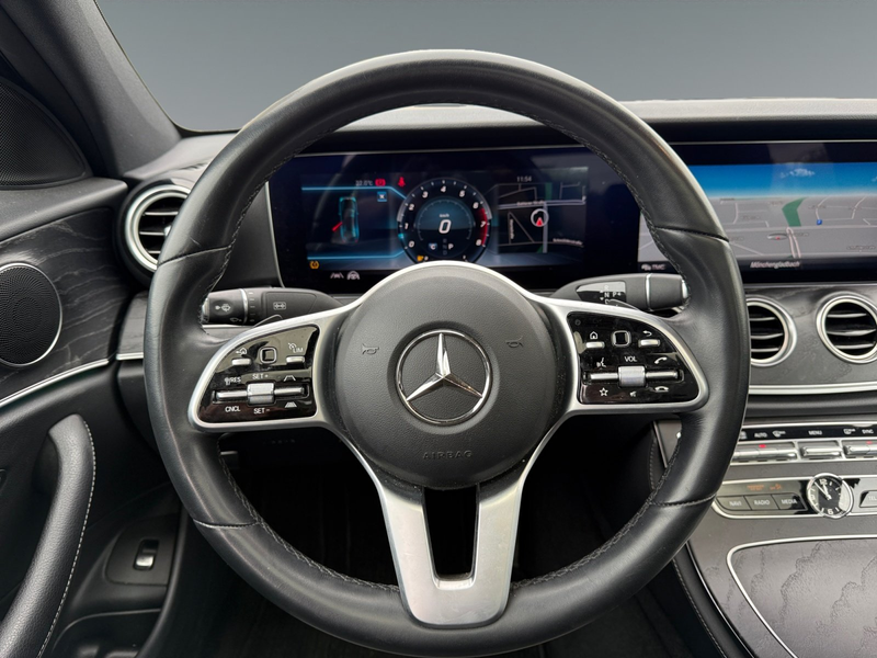 Mercedes-Benz E 450 4Matic Avantgarde 360°*Matrix LED*Pano*SHZ — photo 13