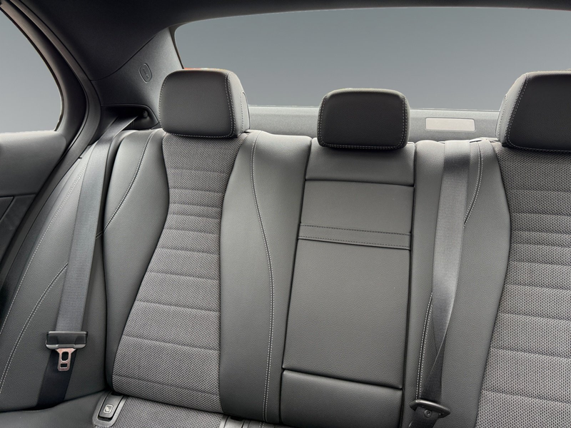 Mercedes-Benz E 450 4Matic Avantgarde 360°*Matrix LED*Pano*SHZ — photo 14