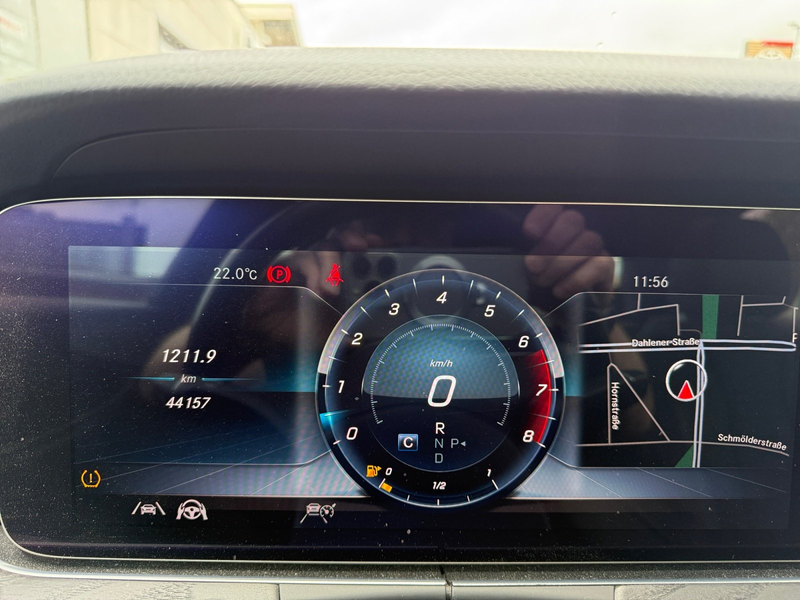 Mercedes-Benz E 450 4Matic Avantgarde 360°*Matrix LED*Pano*SHZ — photo 20