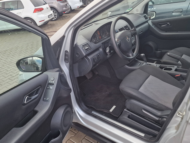 Mercedes-Benz A 150 A 150/Automatik/TÜV NEU/Allwetter/Alus/ZV/Eu4/ — photo 9