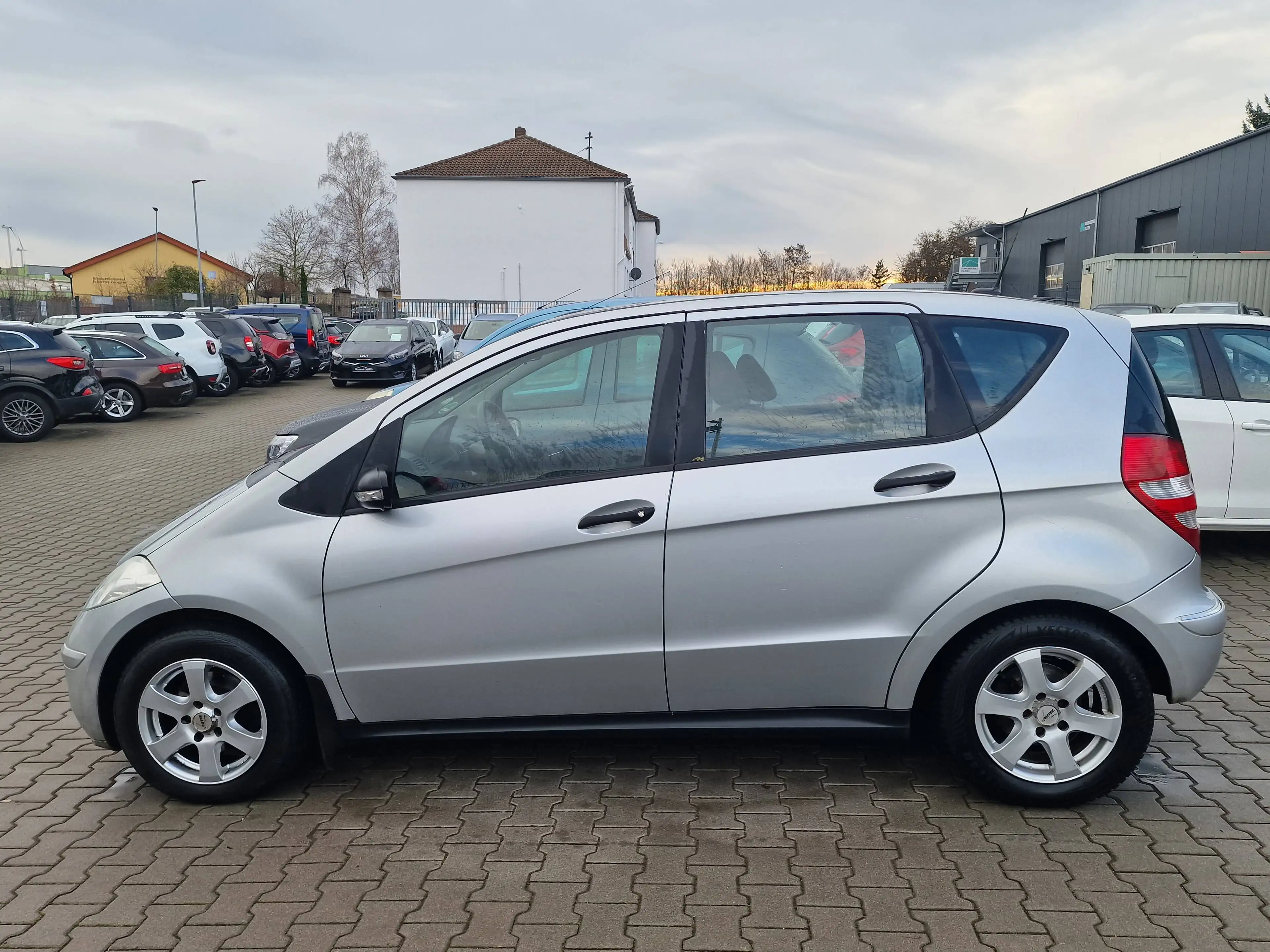 Mercedes-Benz A 150 A 150/Automatik/TÜV NEU/Allwetter/Alus/ZV/Eu4/ — photo 7
