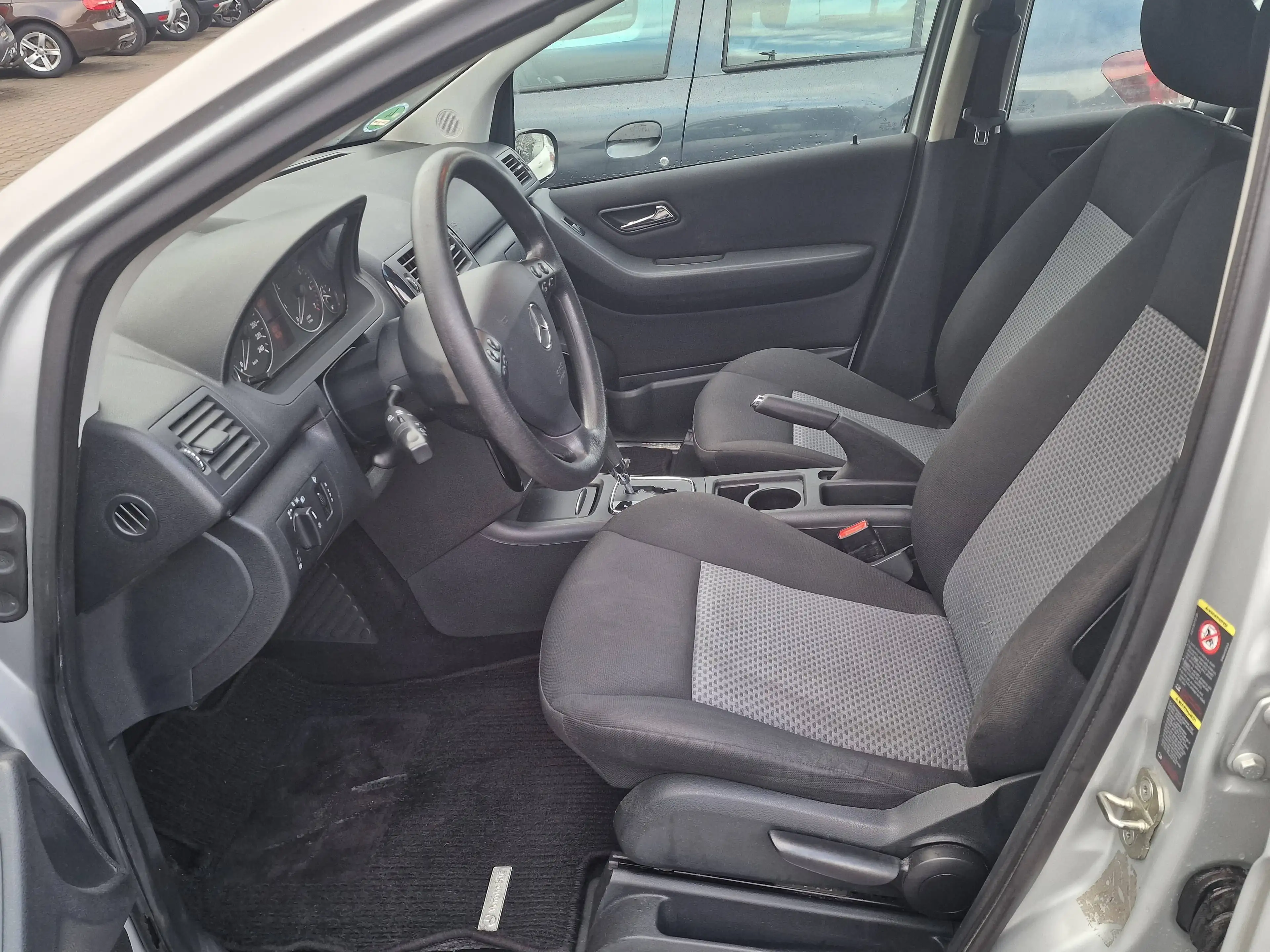 Mercedes-Benz A 150 A 150/Automatik/TÜV NEU/Allwetter/Alus/ZV/Eu4/ — photo 10