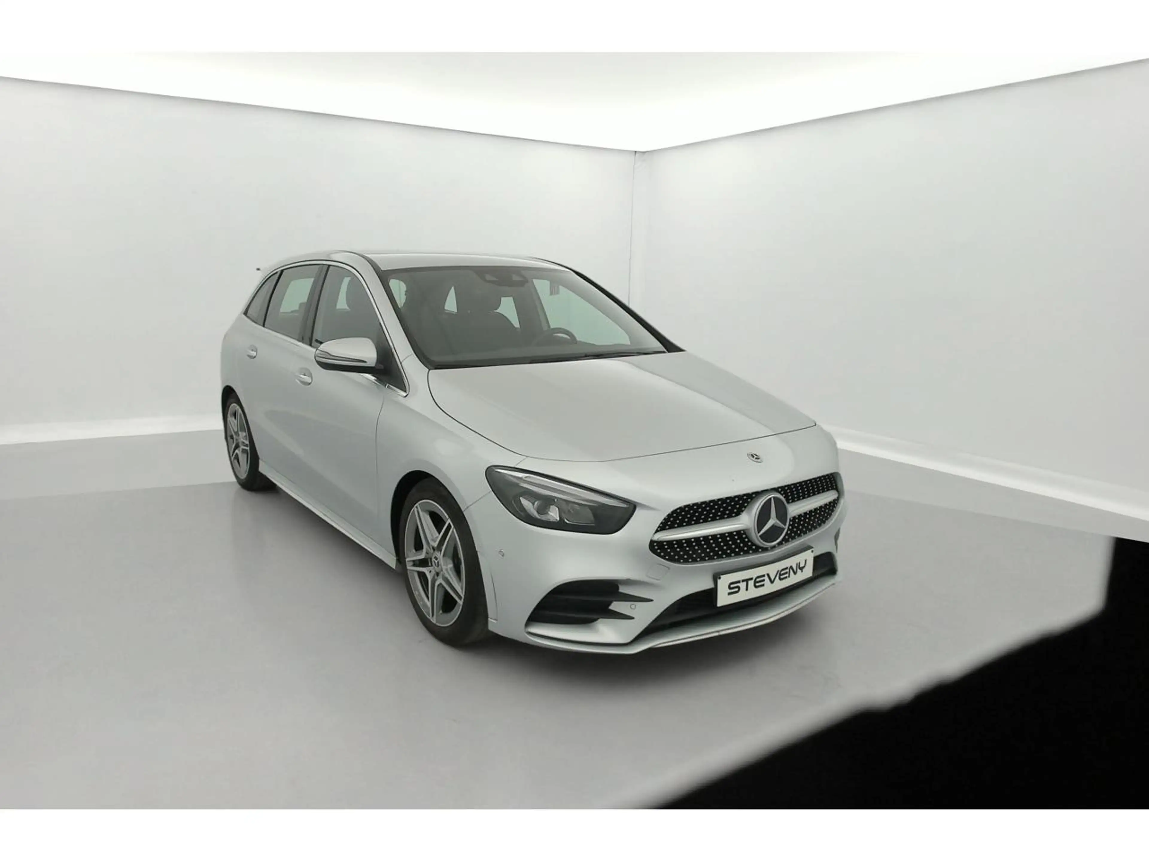 Mercedes-Benz B 160 AMG Line Business — photo 3