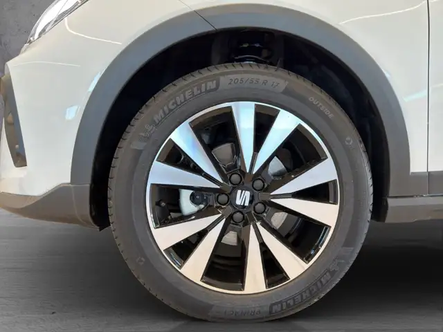 SEAT Arona view 4