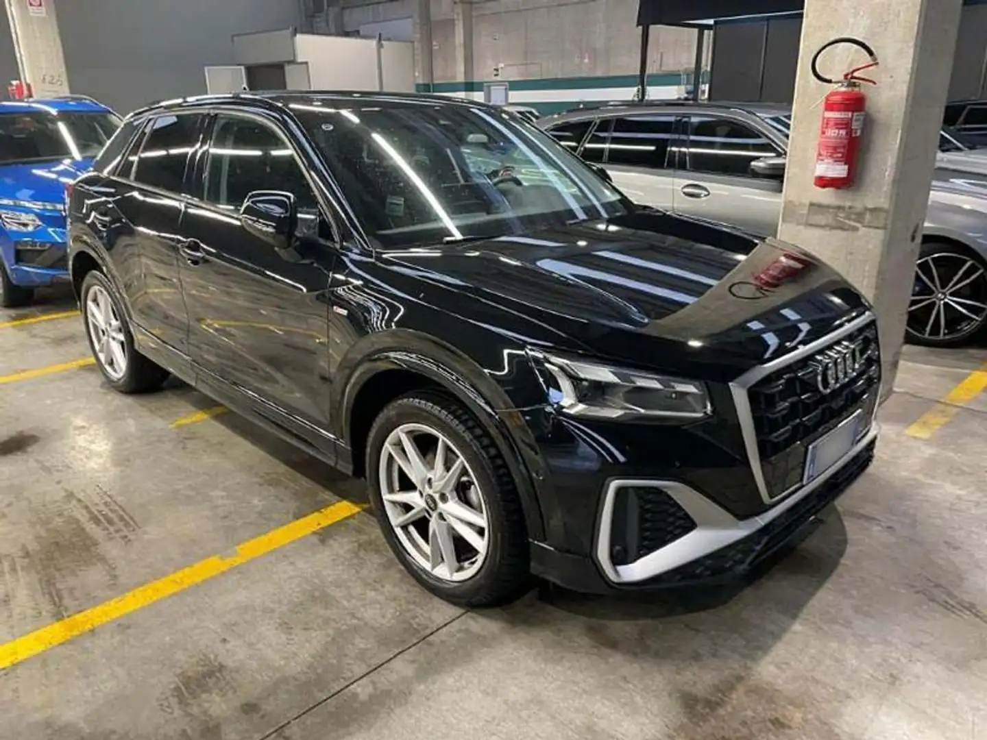 Audi Q2 35 1.5 TFSI S tronic S line Edition Nero - 2