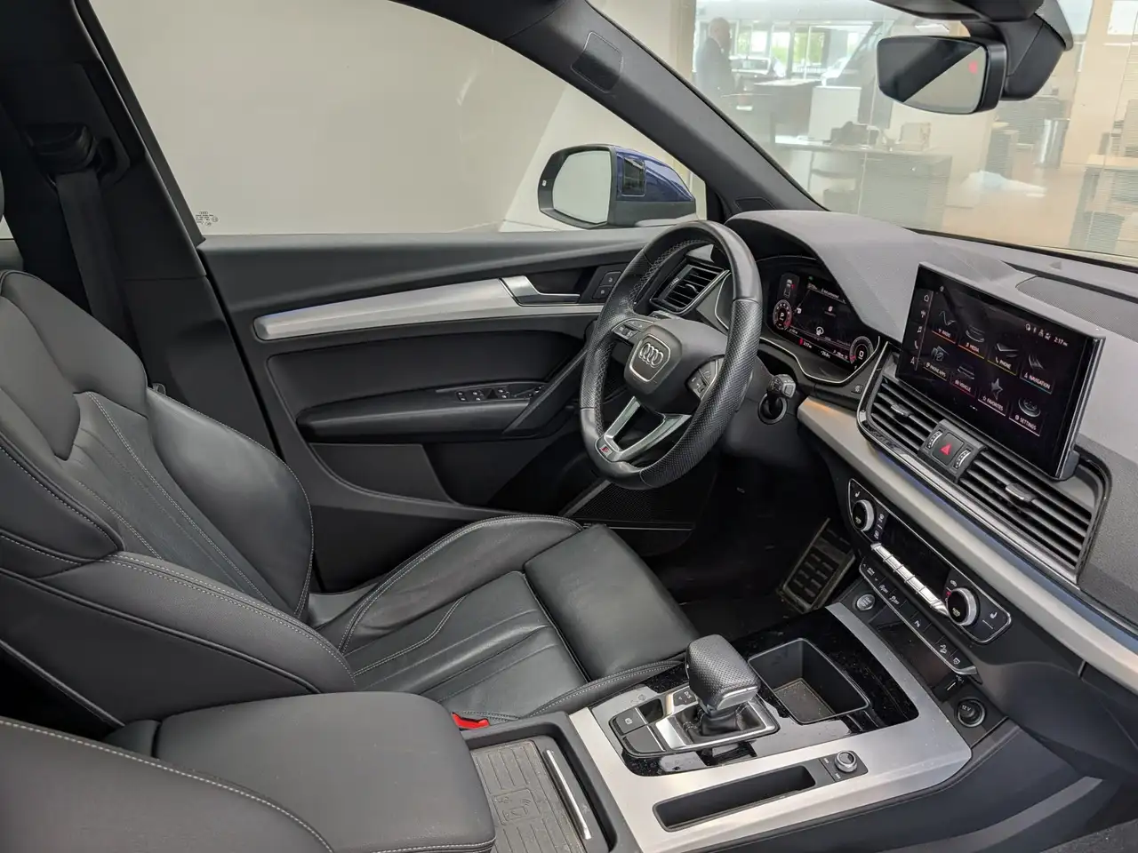 Audi Q5 снимка Audi Q5