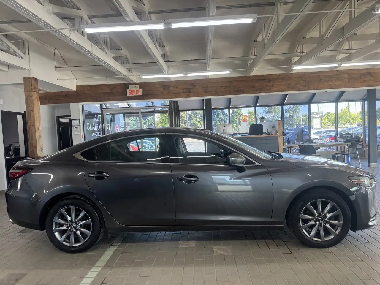 Mazda 6 снимка Mazda 6