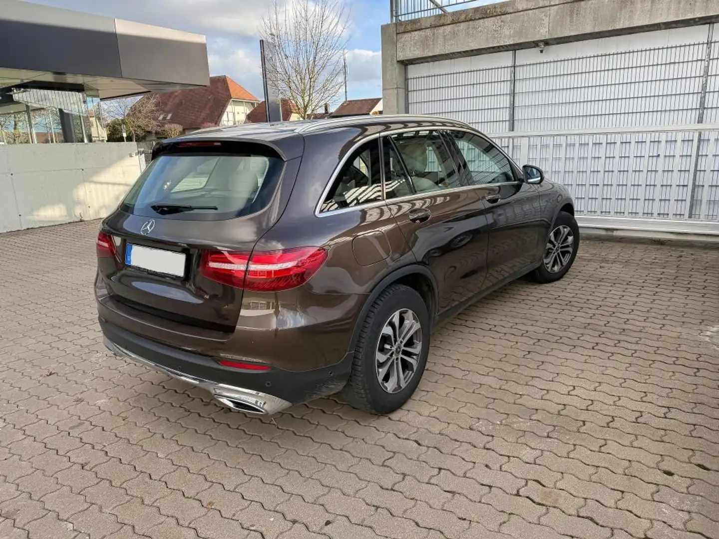 Mercedes-Benz GLC 250 d Exclusive 4M AHK Comand Memory Kamera Brun - 2
