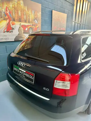 Audi A4 view 5