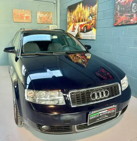 Audi A4 view 6