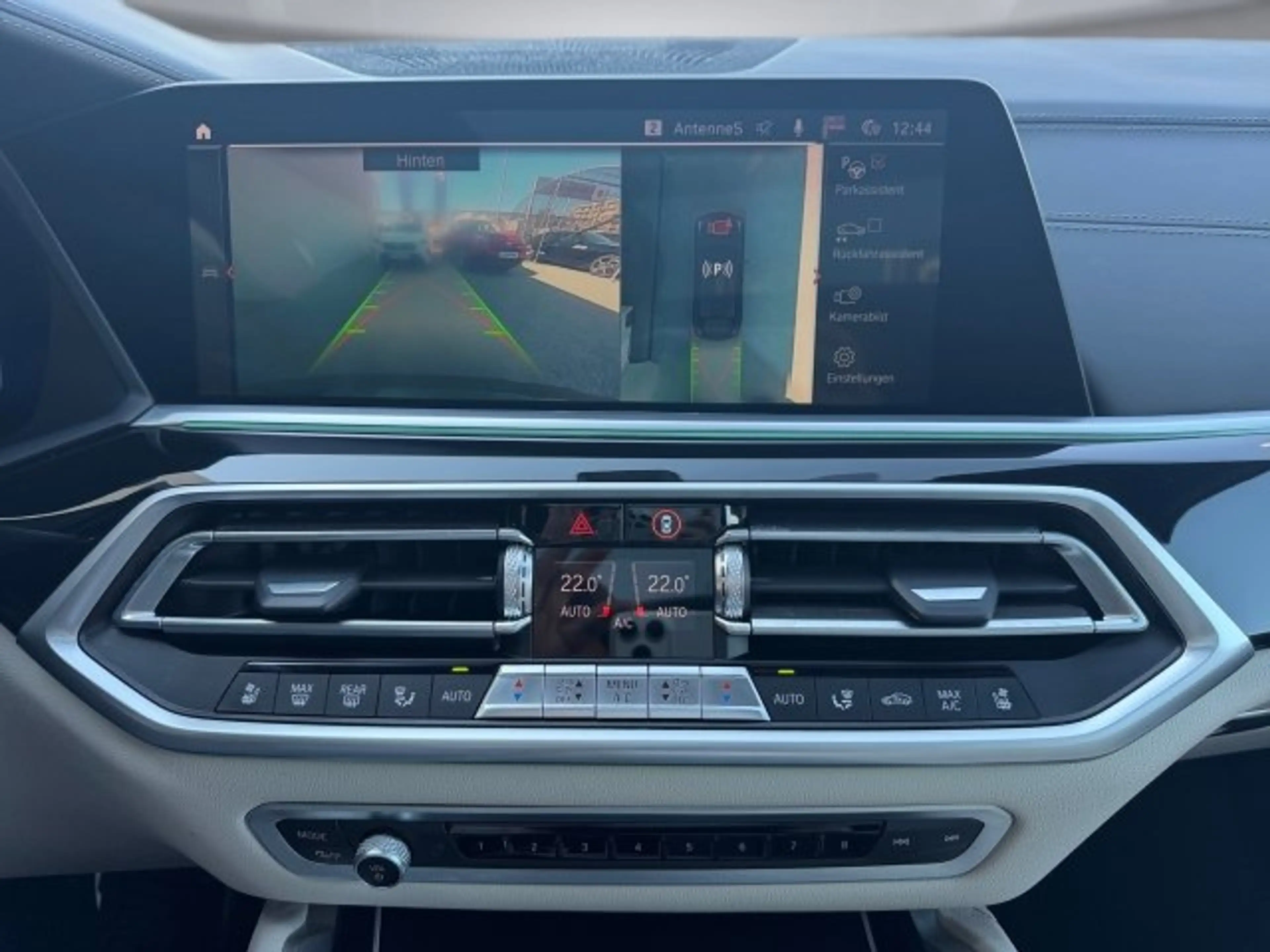 BMW X6 xDrive40d G06 XD5 — photo 14