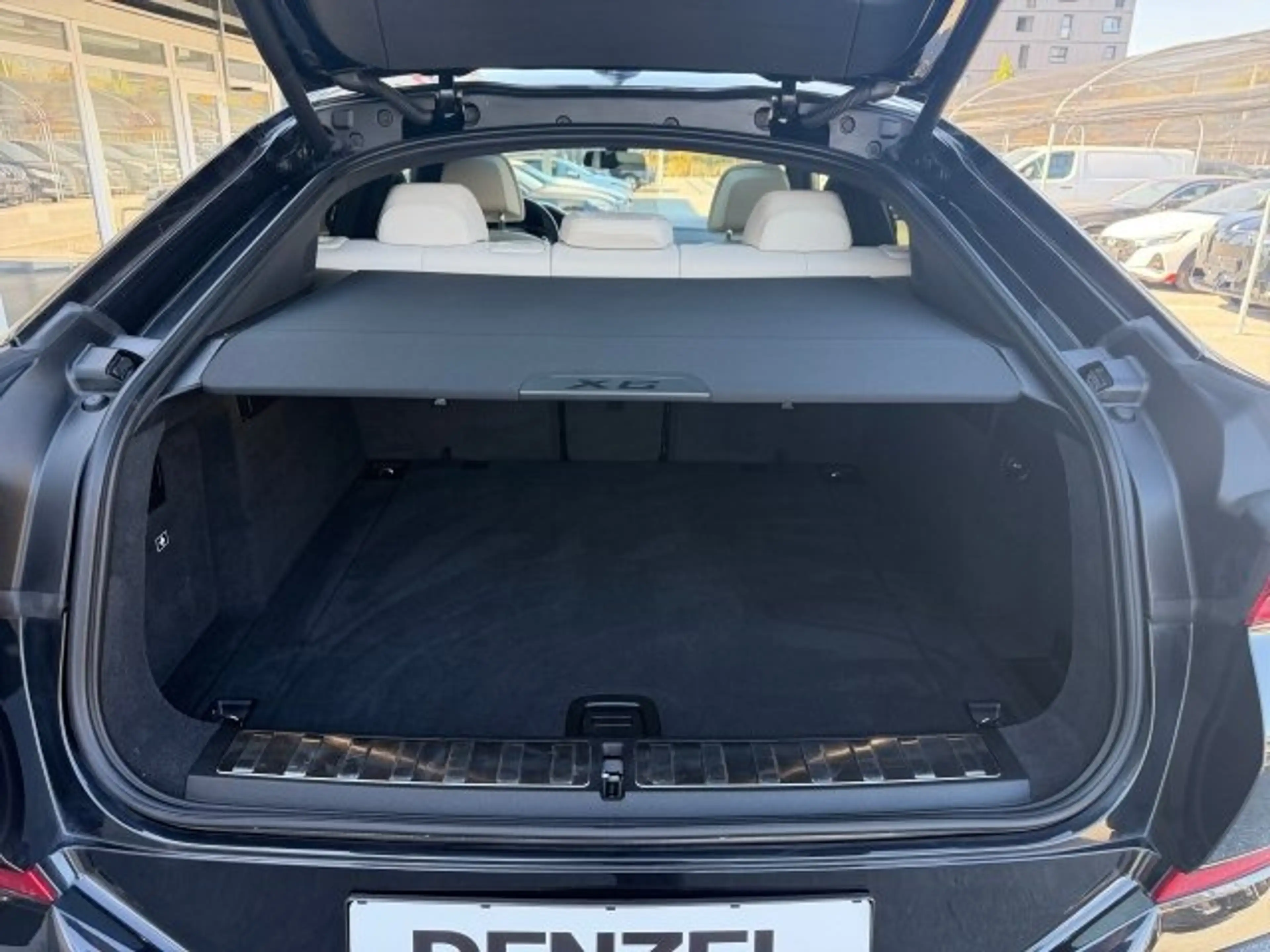 BMW X6 xDrive40d G06 XD5 — photo 2