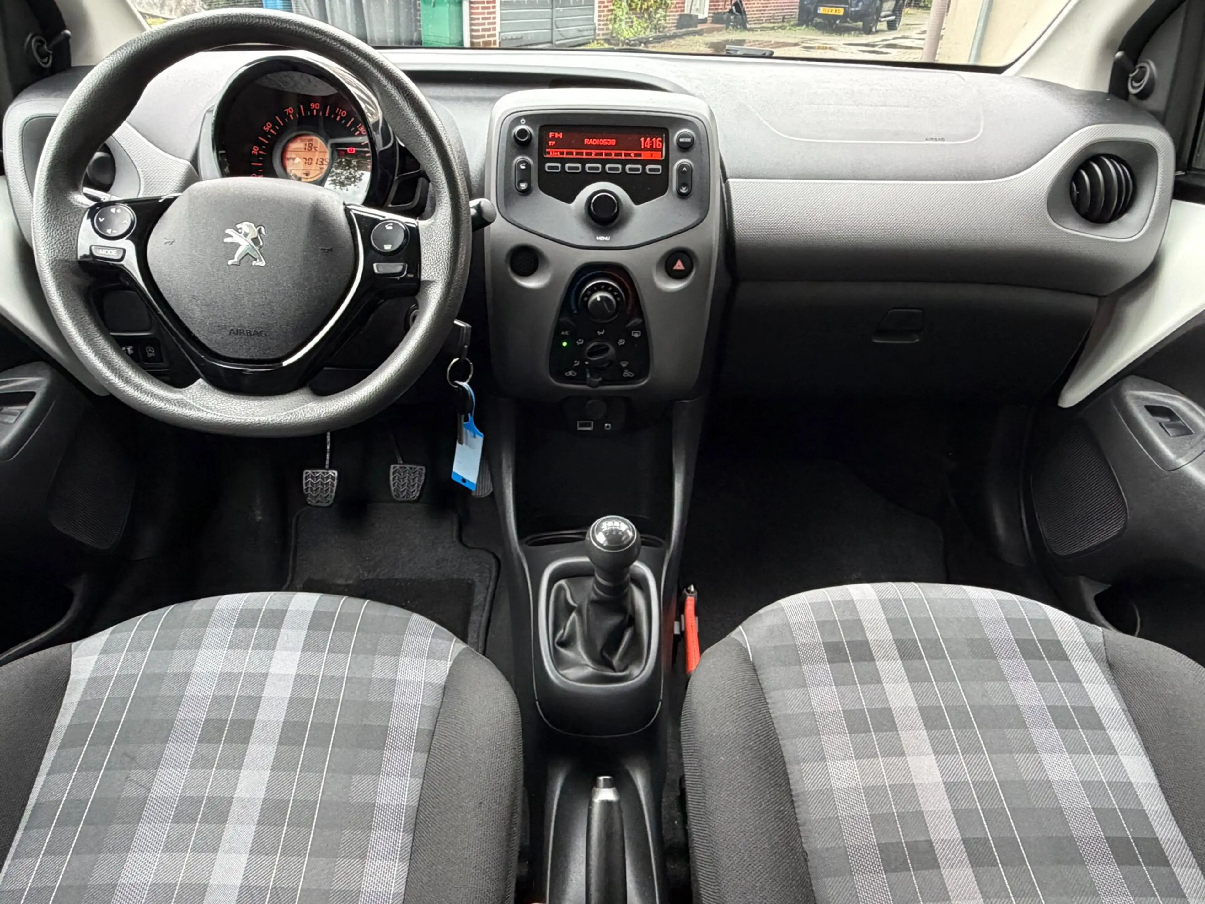 Peugeot 108 1.0 e-VTi Active 5Drs Airco Bluetooth NL-Auto NAP — photo 10