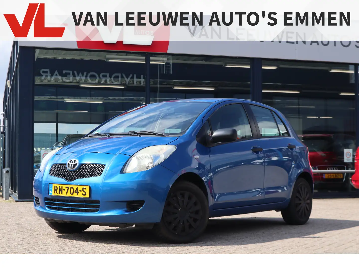 Toyota Yaris 1.0 VVTi Spirit | 02-2025 APK | Airco | Boekjes + Blauw - 1