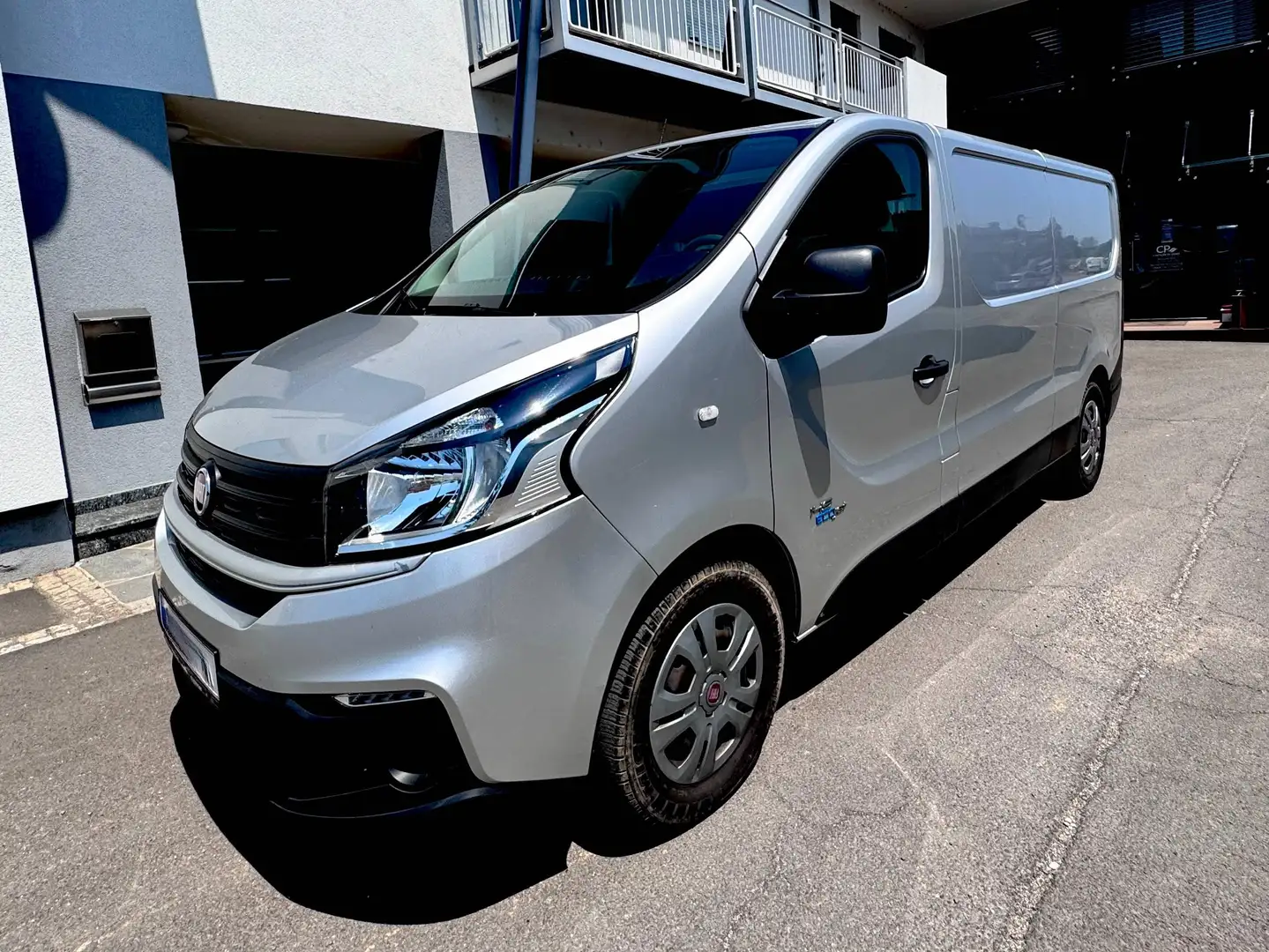 Fiat Talento KW SX 30 L2H1 145 Silber - 1